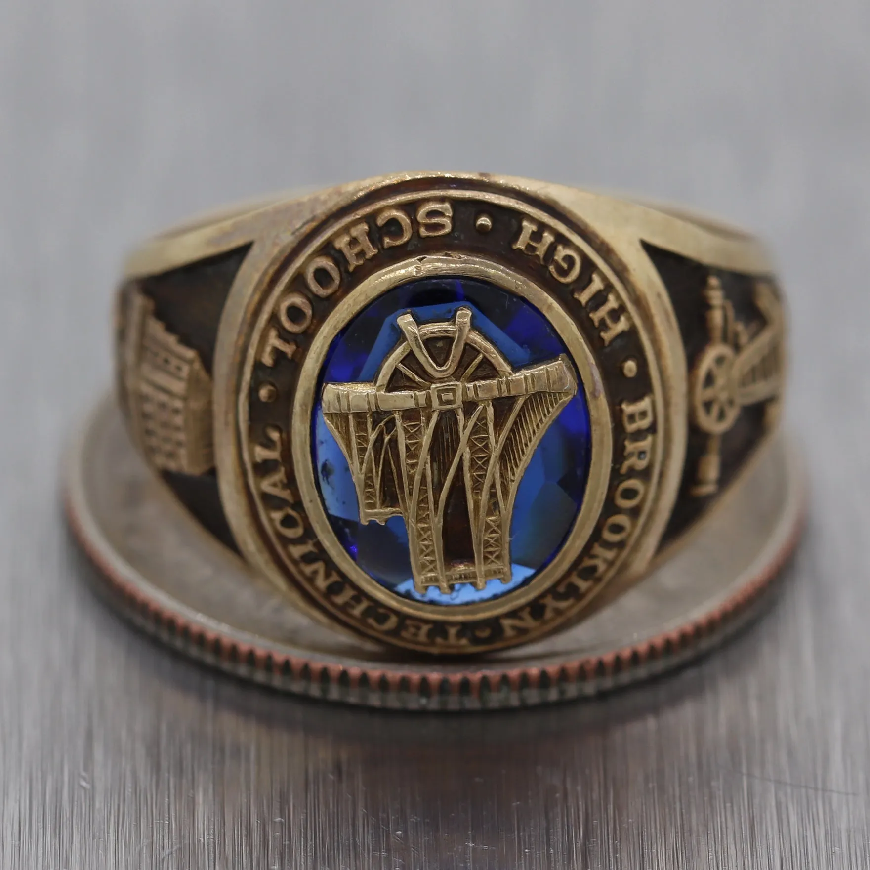 1942 Brooklyn Tech High School 10k Yellow Gold Class Ring