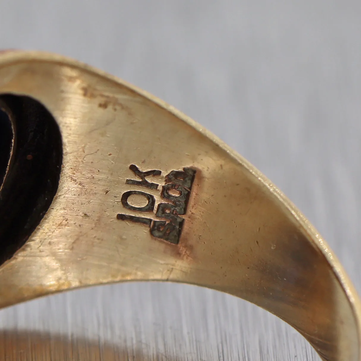 1942 Brooklyn Tech High School 10k Yellow Gold Class Ring