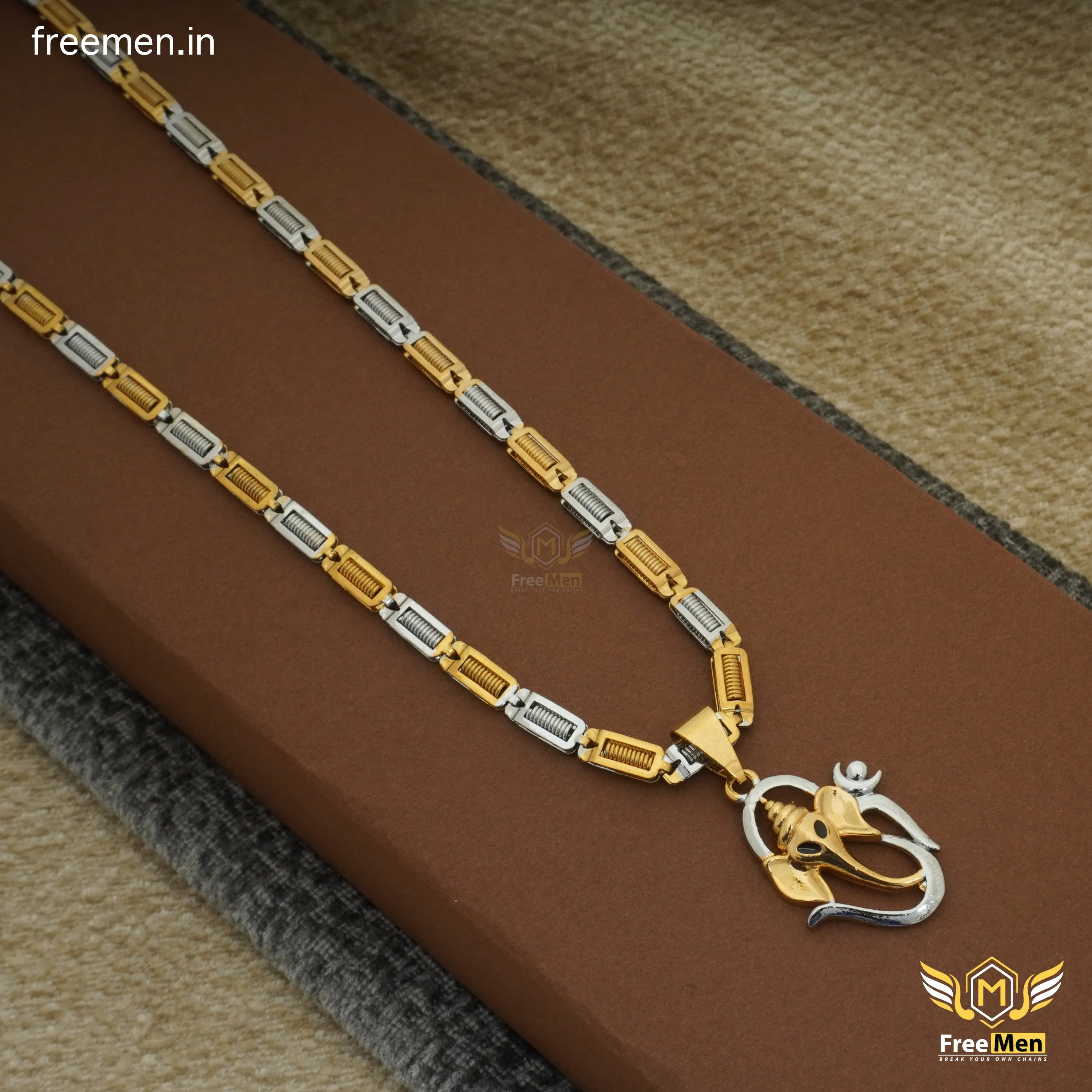 Freemen Elegant rectangular spring chain with pendant - FM387