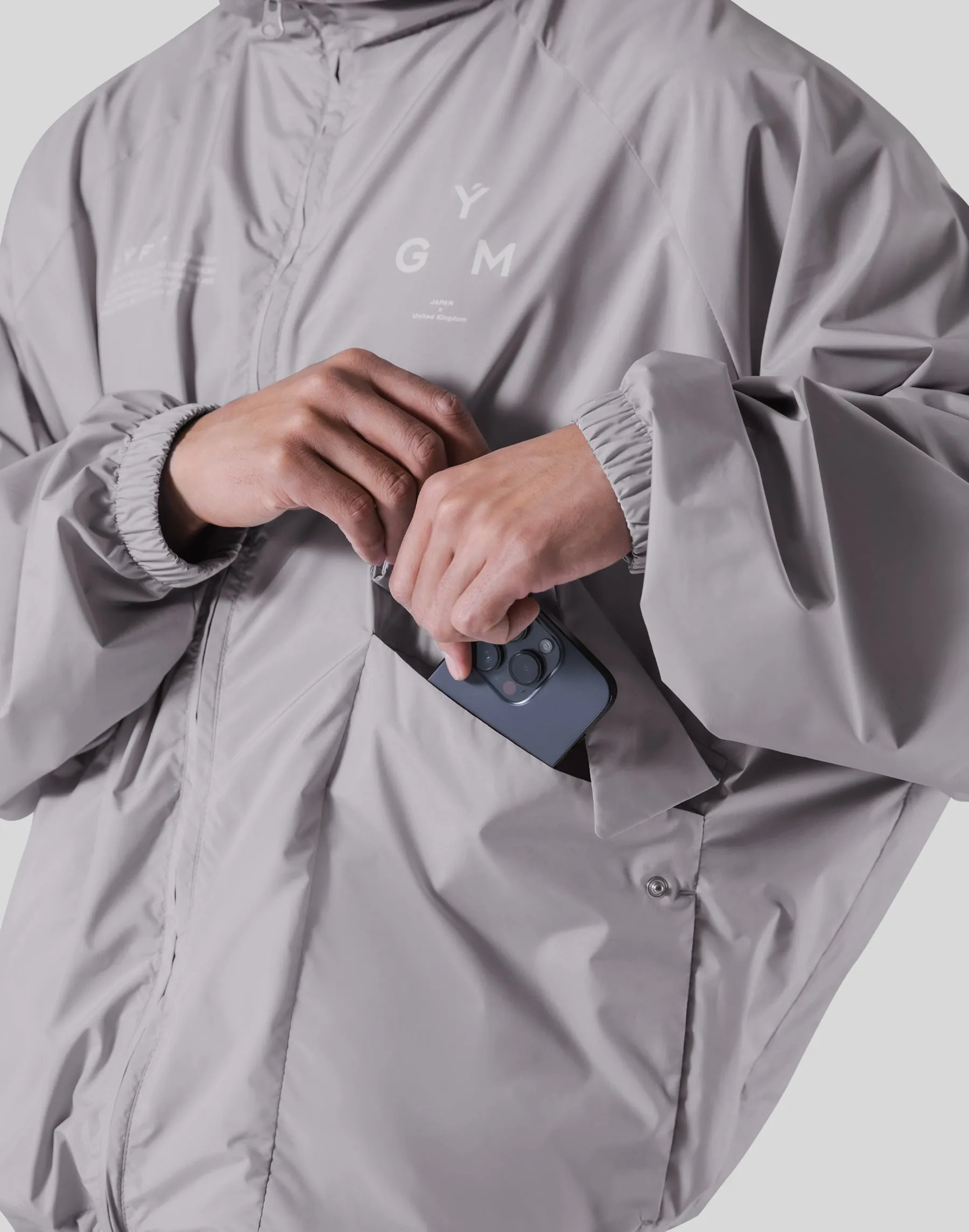 GÝM Nylon Zip Up Jacket - Light Grey