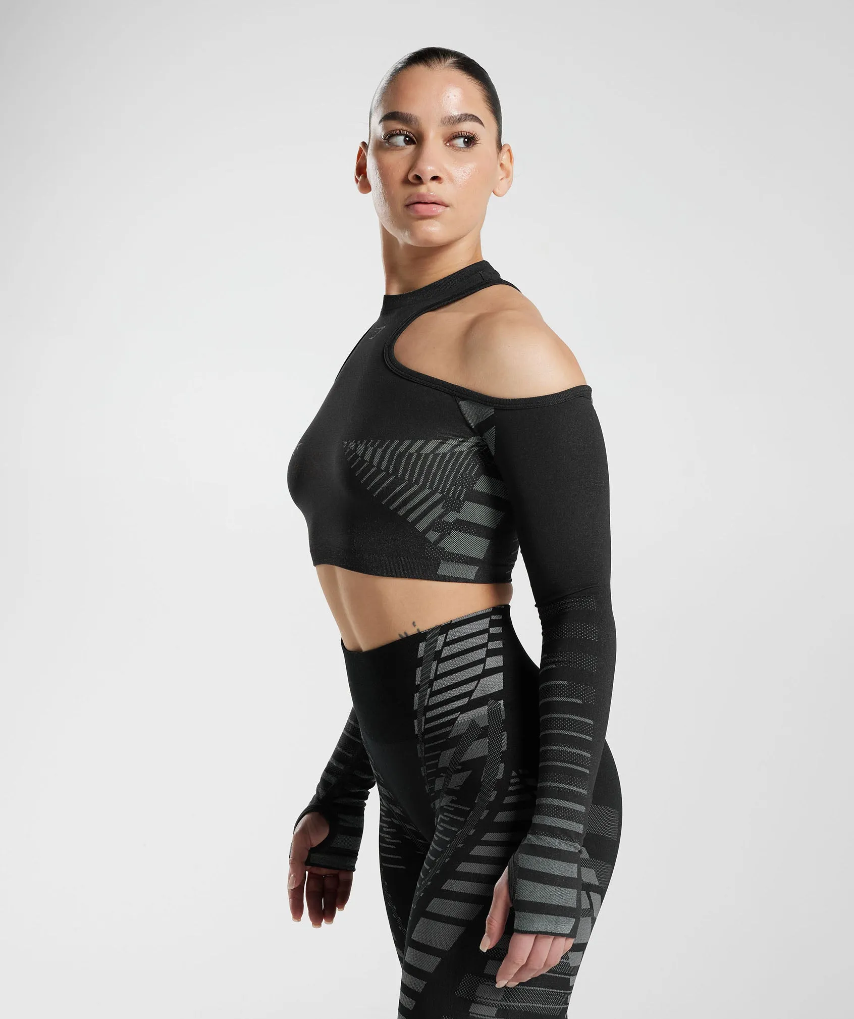 Gymshark Apex Limit Crop Top - Black/Light Grey