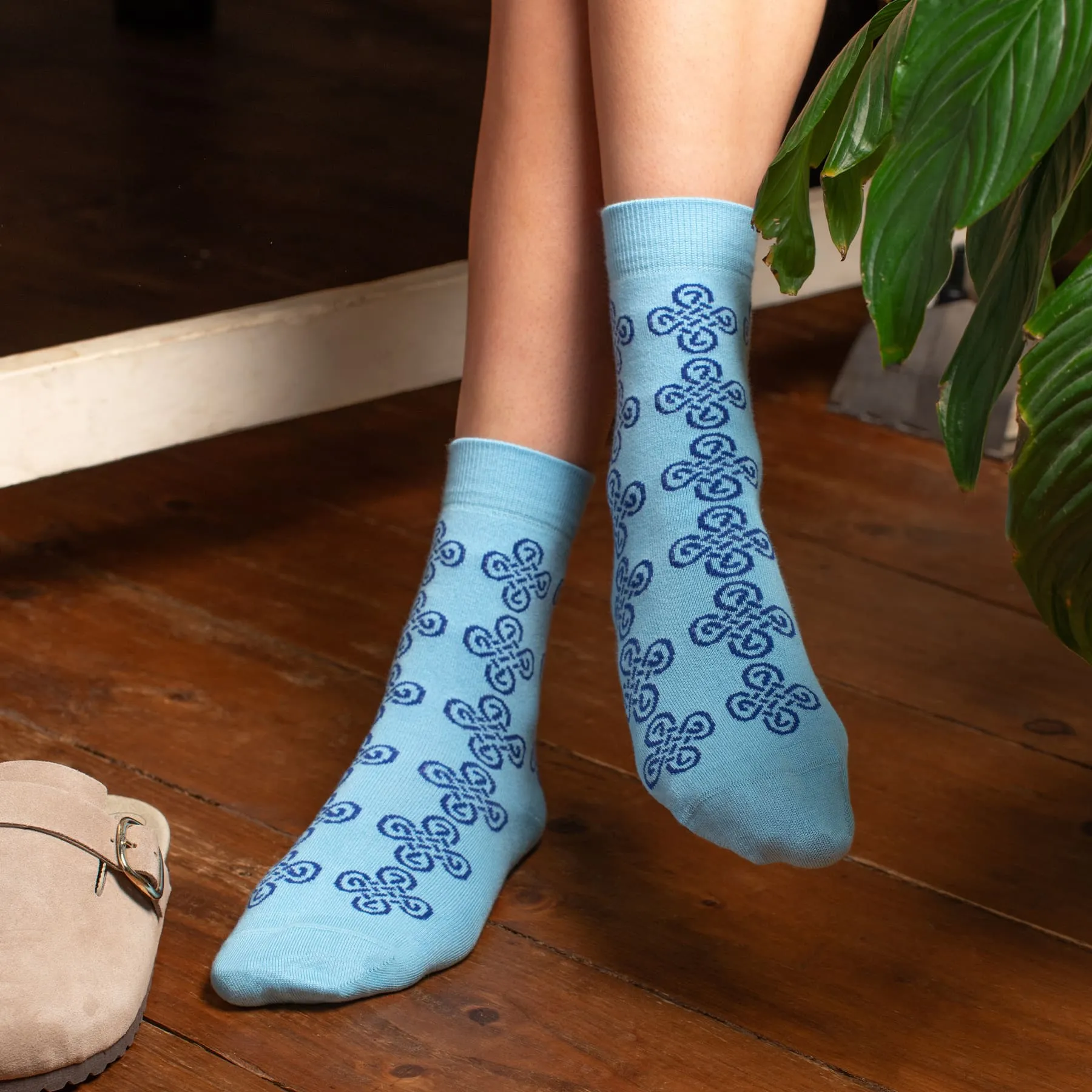 Knot Women's Socks - Blue