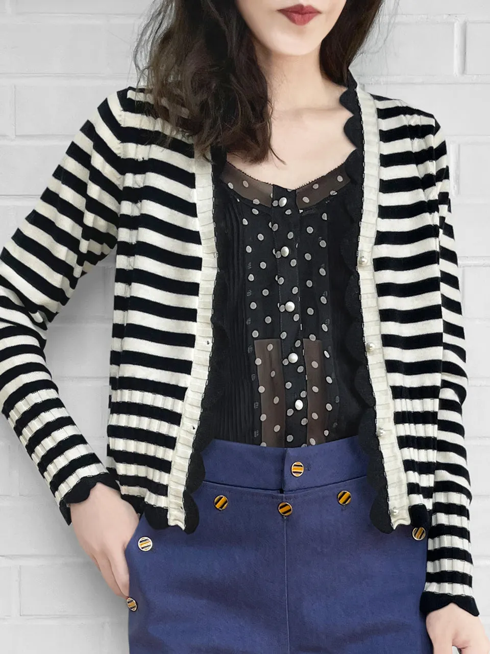 Mono Stripe Scalloped Cashmere & Wool Cropped Cardigan